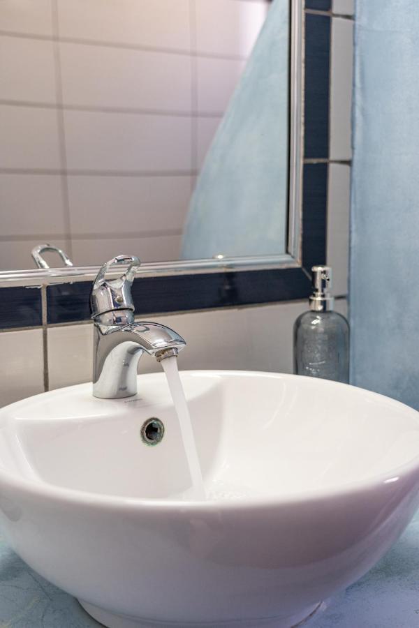 Marousi Suites Perísza Kültér fotó